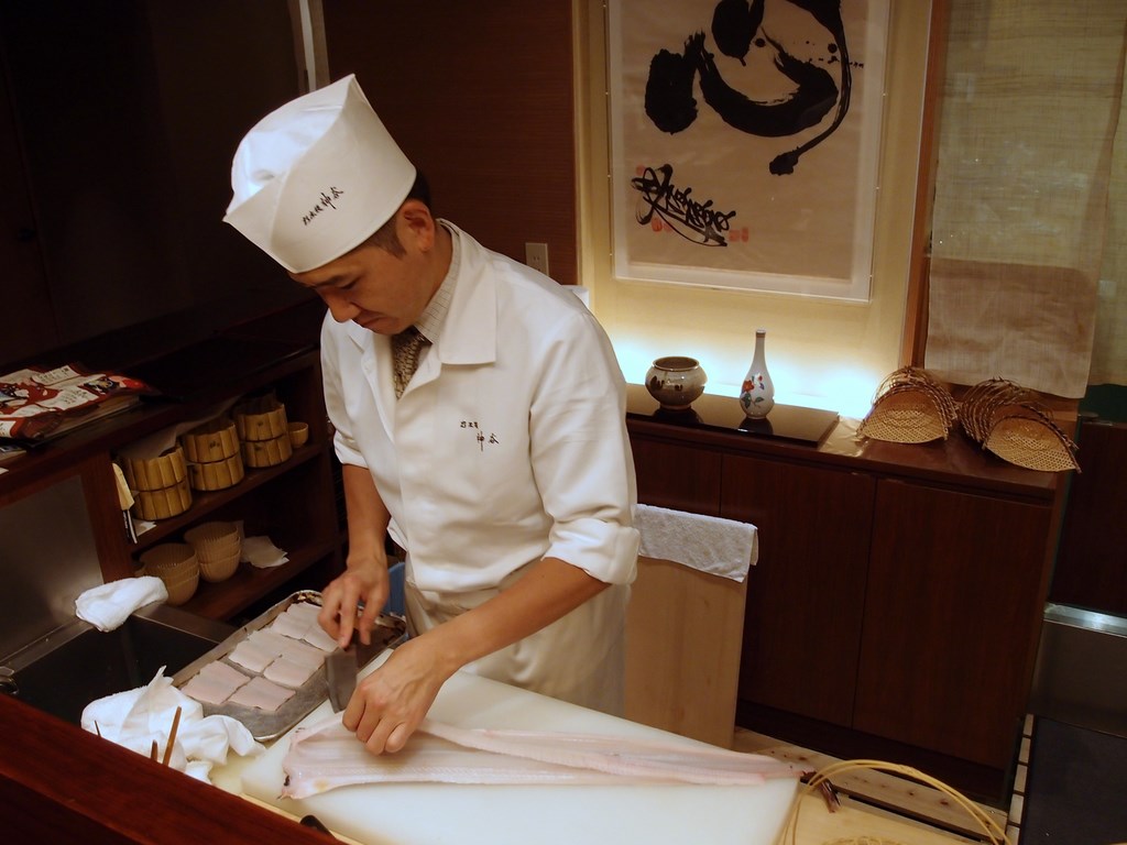 乃木坂 神谷 Kamiya Nogizaka master chef cook restaurant Tokyo Japon