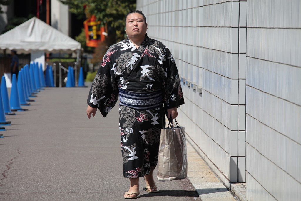 Yukata 浴衣 sumo kimono sumotori rikishi sumo 相撲取り Tournois Japon