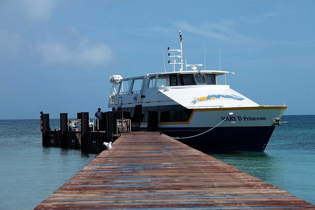 Bateau mary D princess Nouvelle-Calédonie Ilot Amédée excursion tourisme