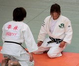 Technique combat judo femme ceinture noire Tokyo Japan Jeune femme Japonaise