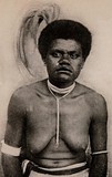 Femme indigène popinée tribu Koumac Nouvelle-Calédonie