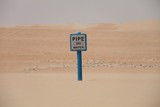 Pipe water 225 désert Abu Dhabi usine de désalinisation rejet en mer Emirats Arabes Unis