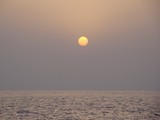 Levé de soleil sur le Golfe Persique UAE
