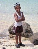 Petit garcon little boy masque enfant mask children Fiji Fidjian sea lagoon Fijian
